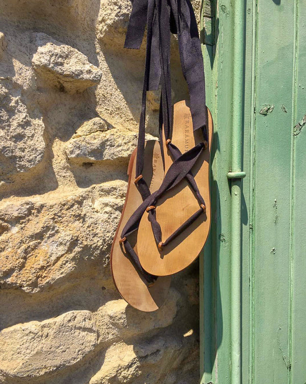 Ribbon Sandals 101: How Rarámuri's Interchangeable System Works