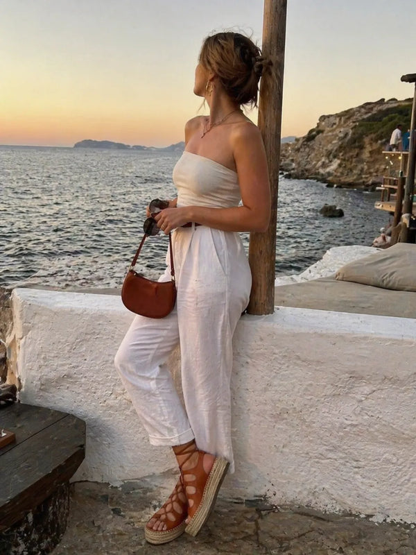 The Best Natural Fabrics for Summer (And Why They Matter)