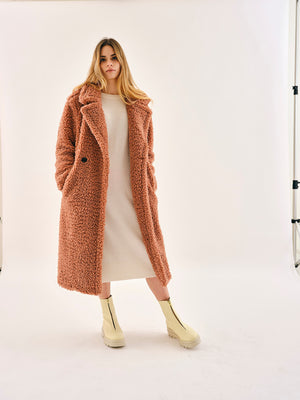 Are Vegan Boots Warm Enough for a European Winter?